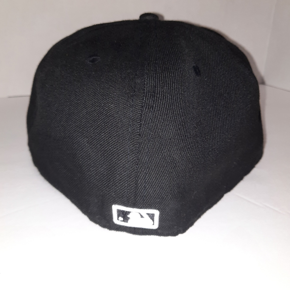 NWT New Era Houston Astros Retro Logo Black White Fitted Hat - Picture 3 of 3